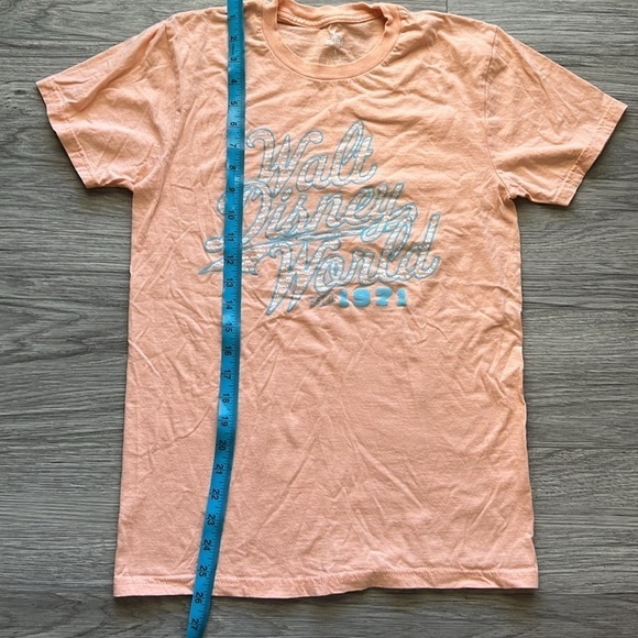 Peach Walt Disney Graphic Tee Size S - Picture 6 of 7